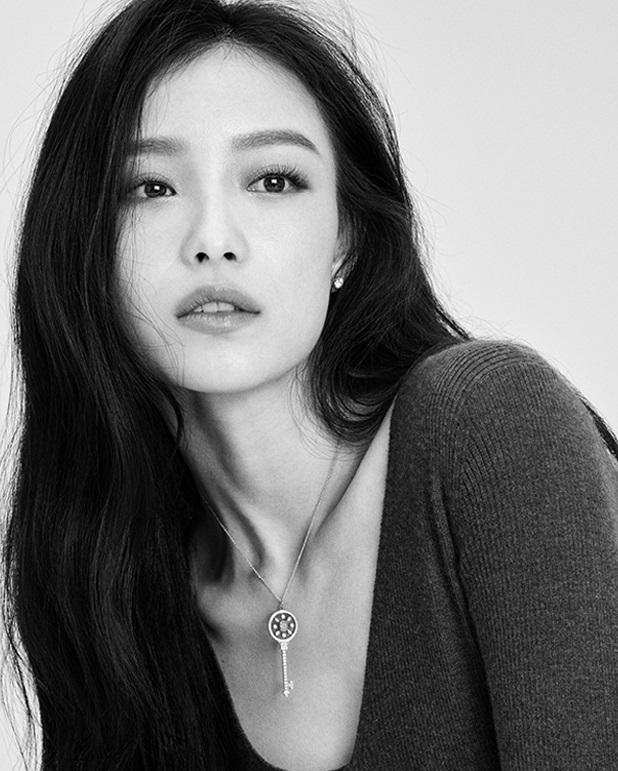 妮宝cp:倪妮&井柏然 近日倪妮为tiffany keys拍摄的宣传大片 井柏然